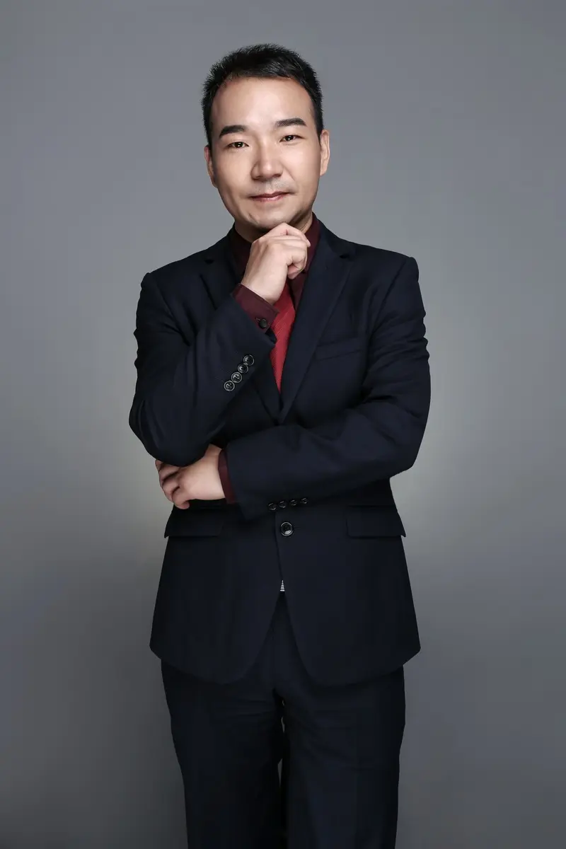 李天奇